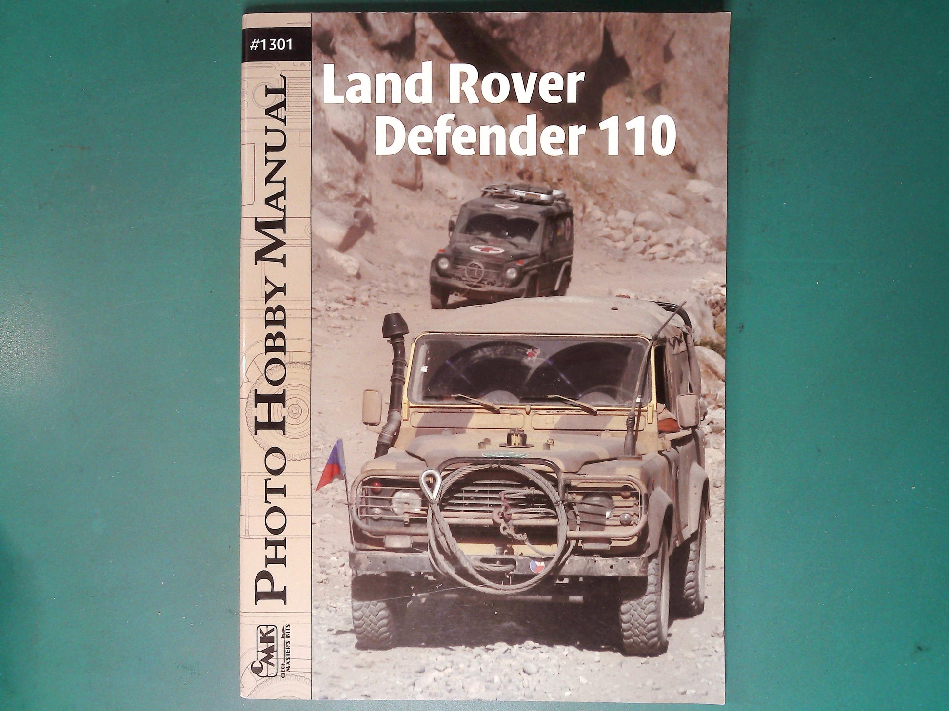  CMK - 1301: Photo Hobby Manual Land Rover Defender 110