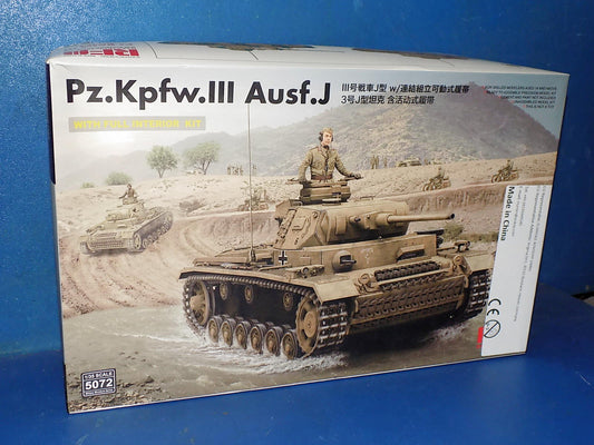 1/35 Rye Field - Pz.Kpfw.III Ausf.J w/Interior