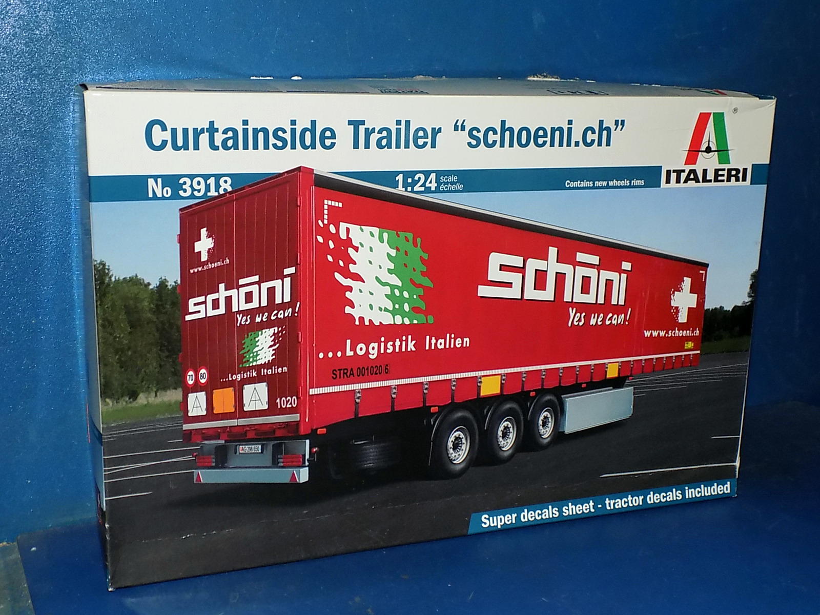 1/24 Italeri - Curtainside Trailer schoeni.ch