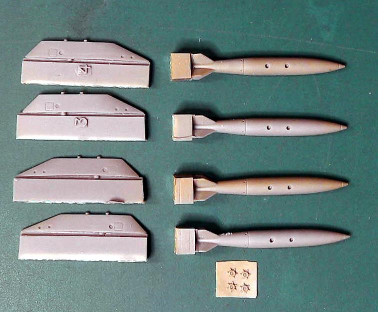 1/48 Odds and Ordanance - TSR2 Bomb Pylons and 1000lbs Bombs x 4