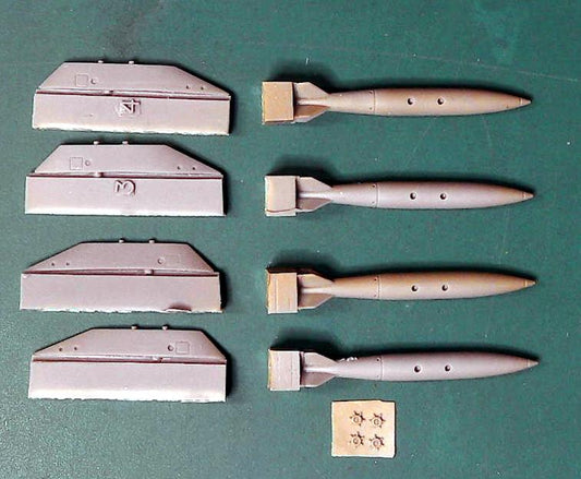1/48 Odds and Ordanance - TSR2 Bomb Pylons and 1000lbs Bombs x 4
