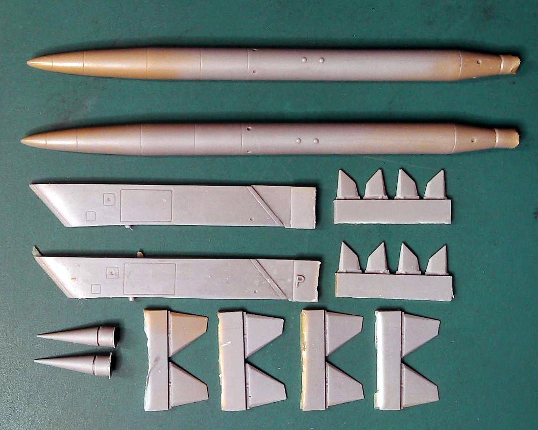 1/48 Odds and Ordanance - TSR2 Bluewater Missile Set