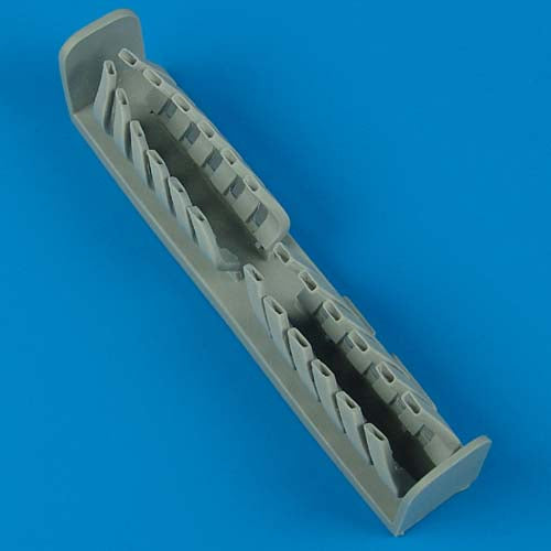 Quickboost 32051 1/32 Messerschmitt Bf-110C/Bf-110D exhaust (designed to be used with Dragon kits)
