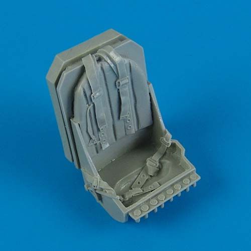 Quickboost 32110 1/32 Supermarine Spitfire seat with safety belts (designed to be used with Hasegawa, Hobby Boss, Tamiya and Revell kits)[Mk.VB Mk.VIII Mk.XVIe Mk.IXc]