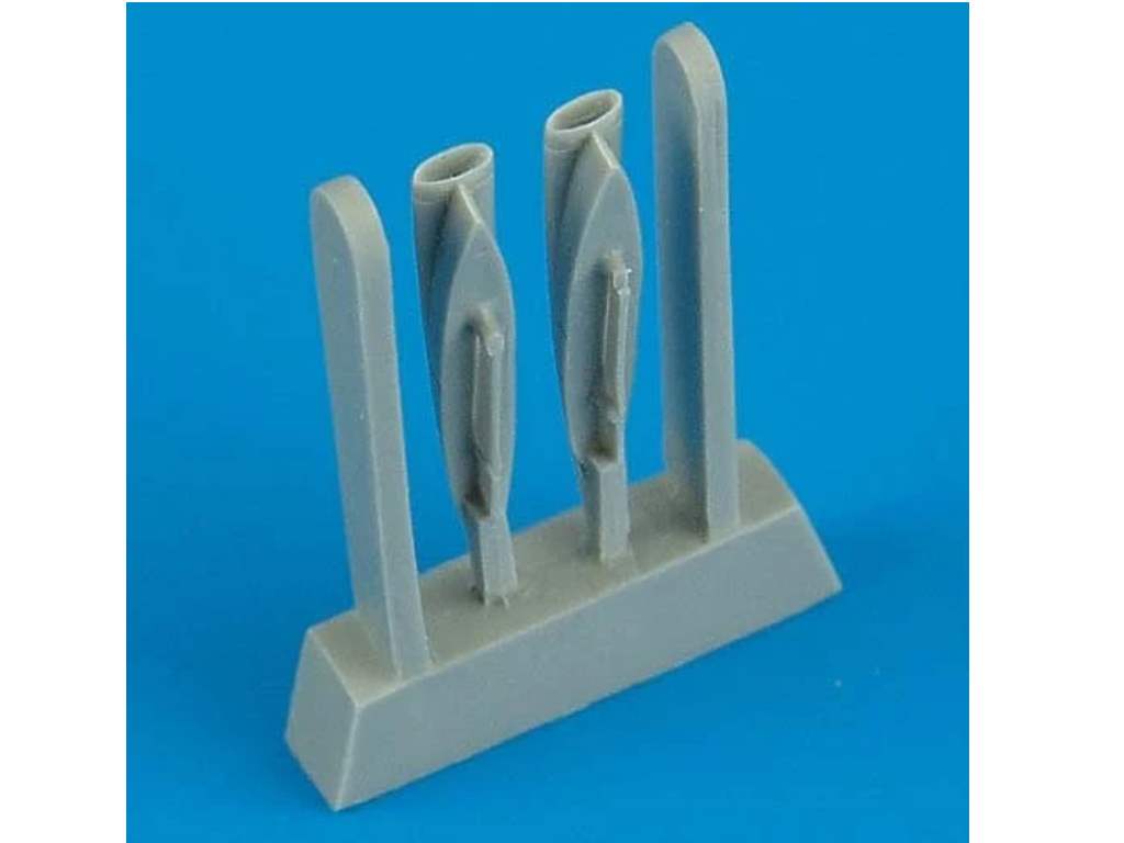 Quickboost 72107 1/72 Vought F-8E/F-8P Crusader air scoops (designed to be used with Academy kits)