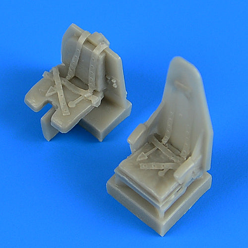 Quickboost 72550 1/72 de Havilland Mosquito seats with safety belts (designed to be used with Tamiya kits)[Mk.VI / NF.II Mk.IV / PR Mk.IV Mk.XIII / Mk.XVII]