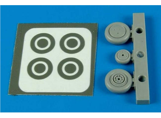 1/72 Aires - Bell P-39Q/N Airacobra wheels & paint masks (designed to be used with Academy kits)