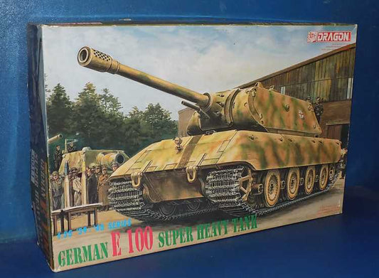 1/35 Dragon - E100 Super Heavy Tank