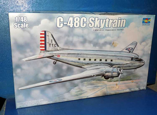 1/48 Trumpeter - C-48C Skytrain