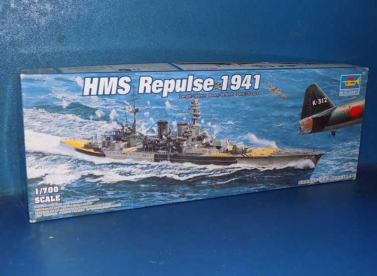 1/700 Trumpeter - HMS Repulse 1941