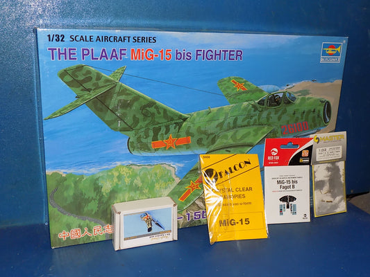 1/32 Trumpeter - PLAA Mig-15 bis w/Extras