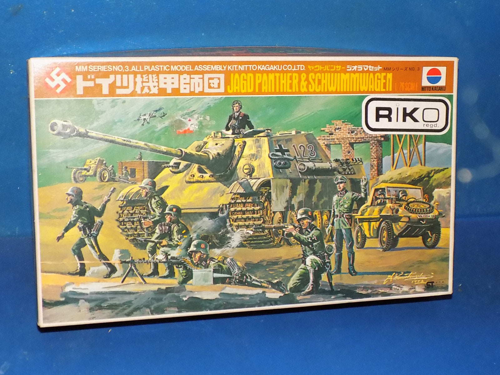 1/76 Nitto - Diorama Set: Jagdpanther & Schwimmwagen