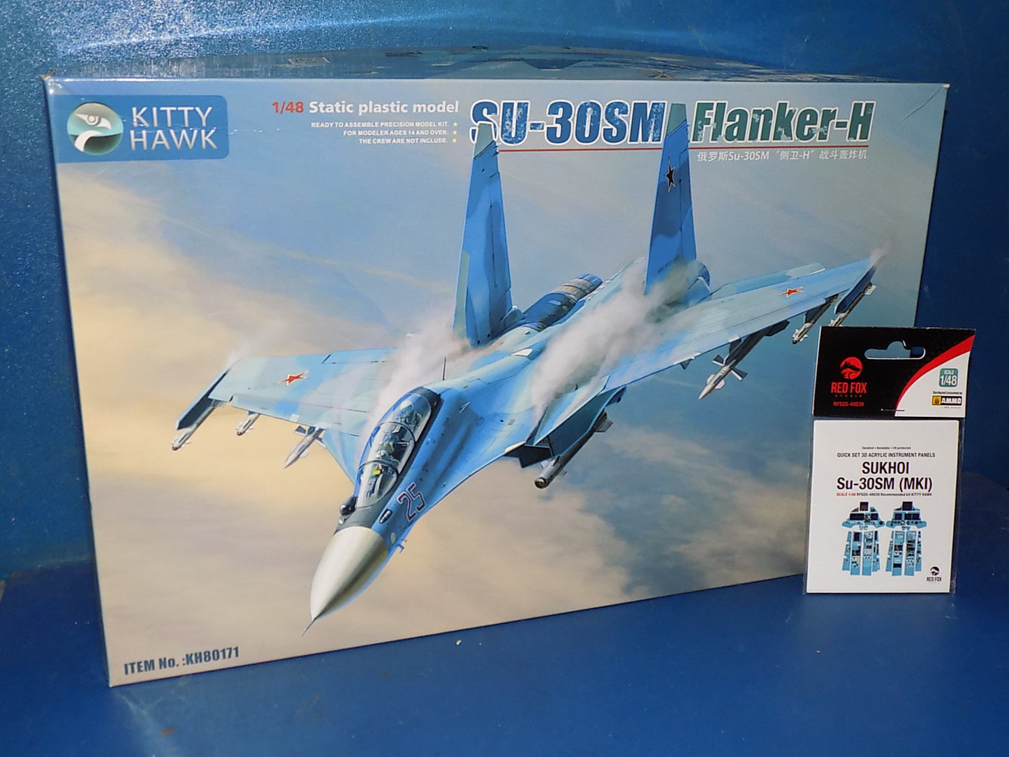 1/48 Kitty Hawk - Su-20SM Flanker H w/Extra