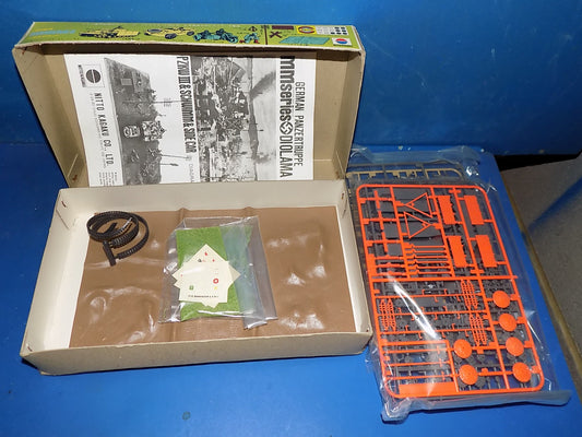 1/76 Nitto - Diorama Set: Pz.Kw III & Schwimmwagen & Side Car