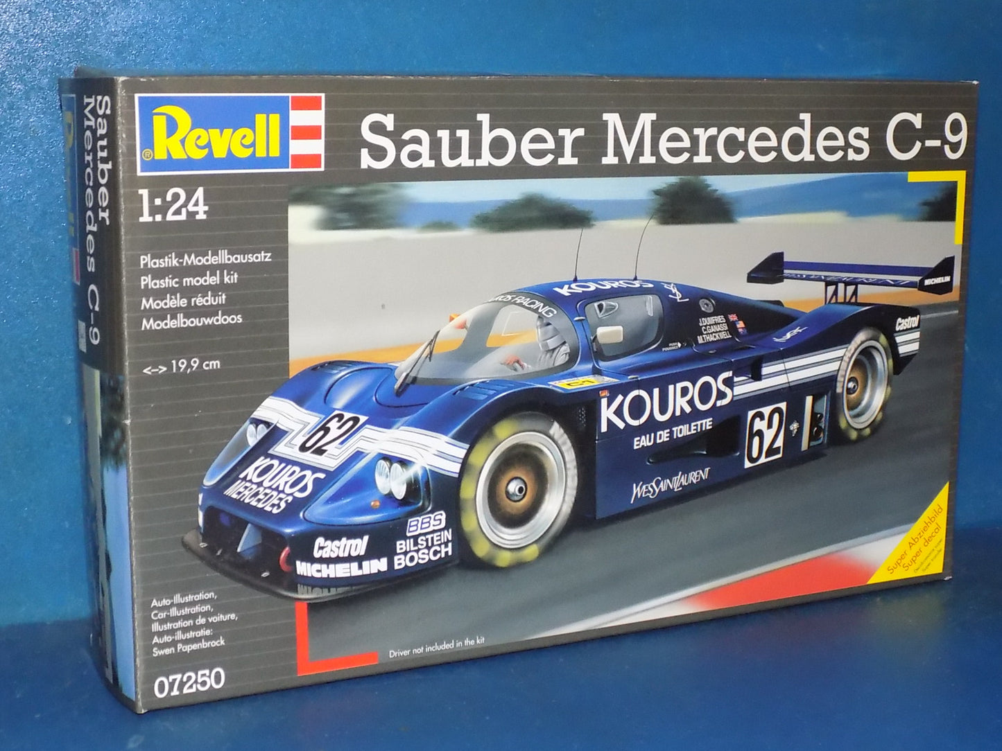 1/24 Revell - Sauner Mercedes C-9