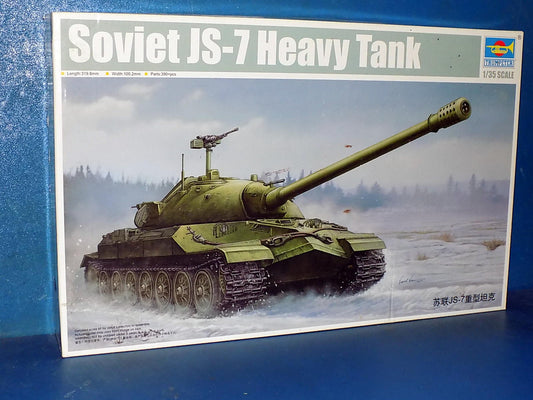 1/35 Trumpeter - Soviet JS-7 Heavy Tank