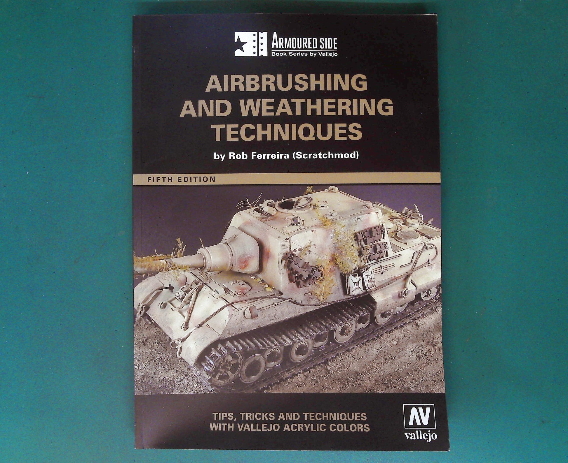 Vallejo - Vallejo Airbrush & Weathering Techniques Book
