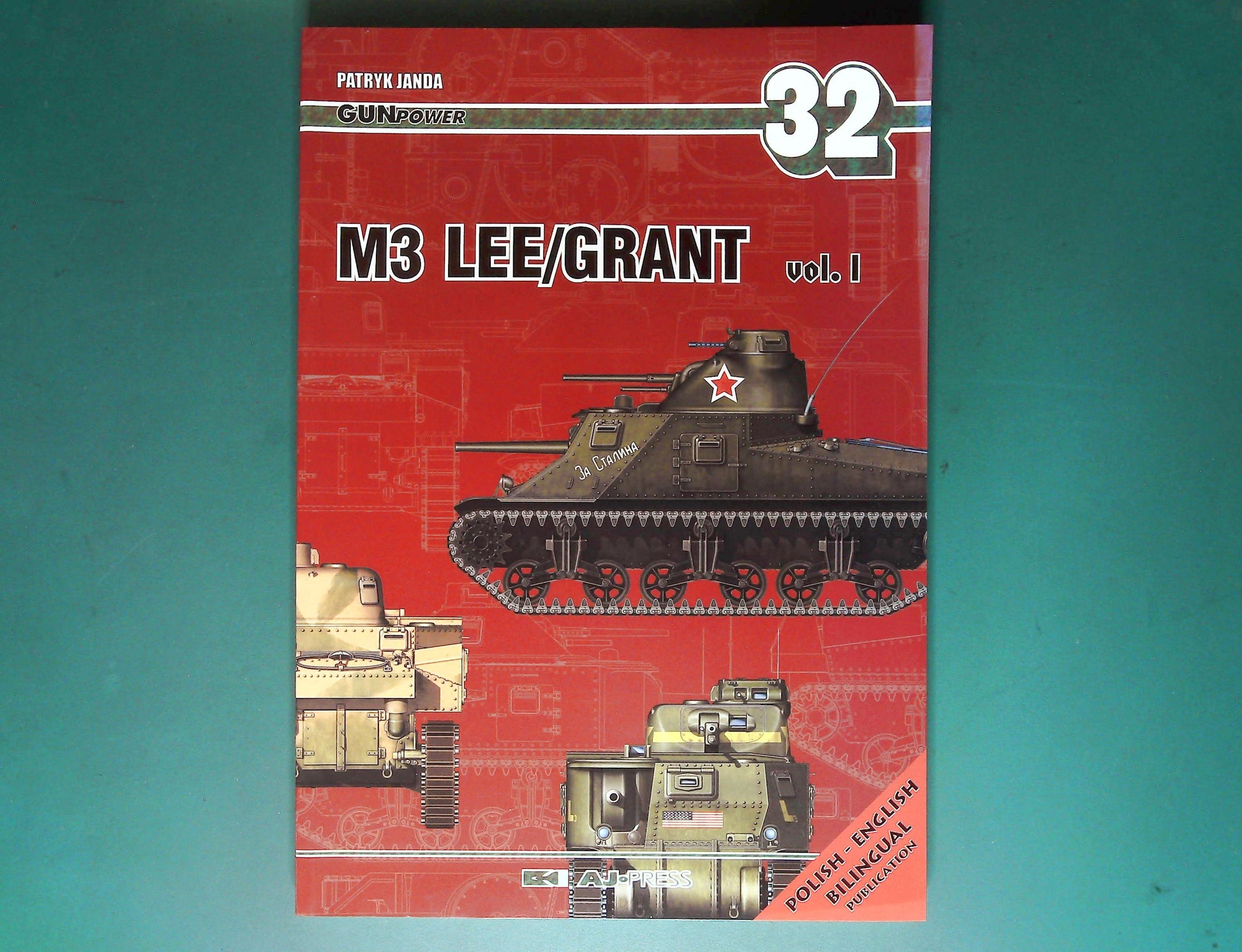  AJ Press - Gun Power 32: M3 Lee/Grant Vol 1