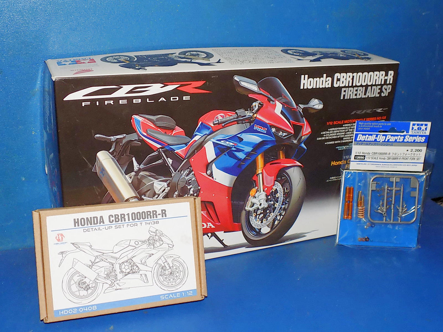 1/12 Tamiya - Honda CBR1000RR-R Fireblade SP w/Extras