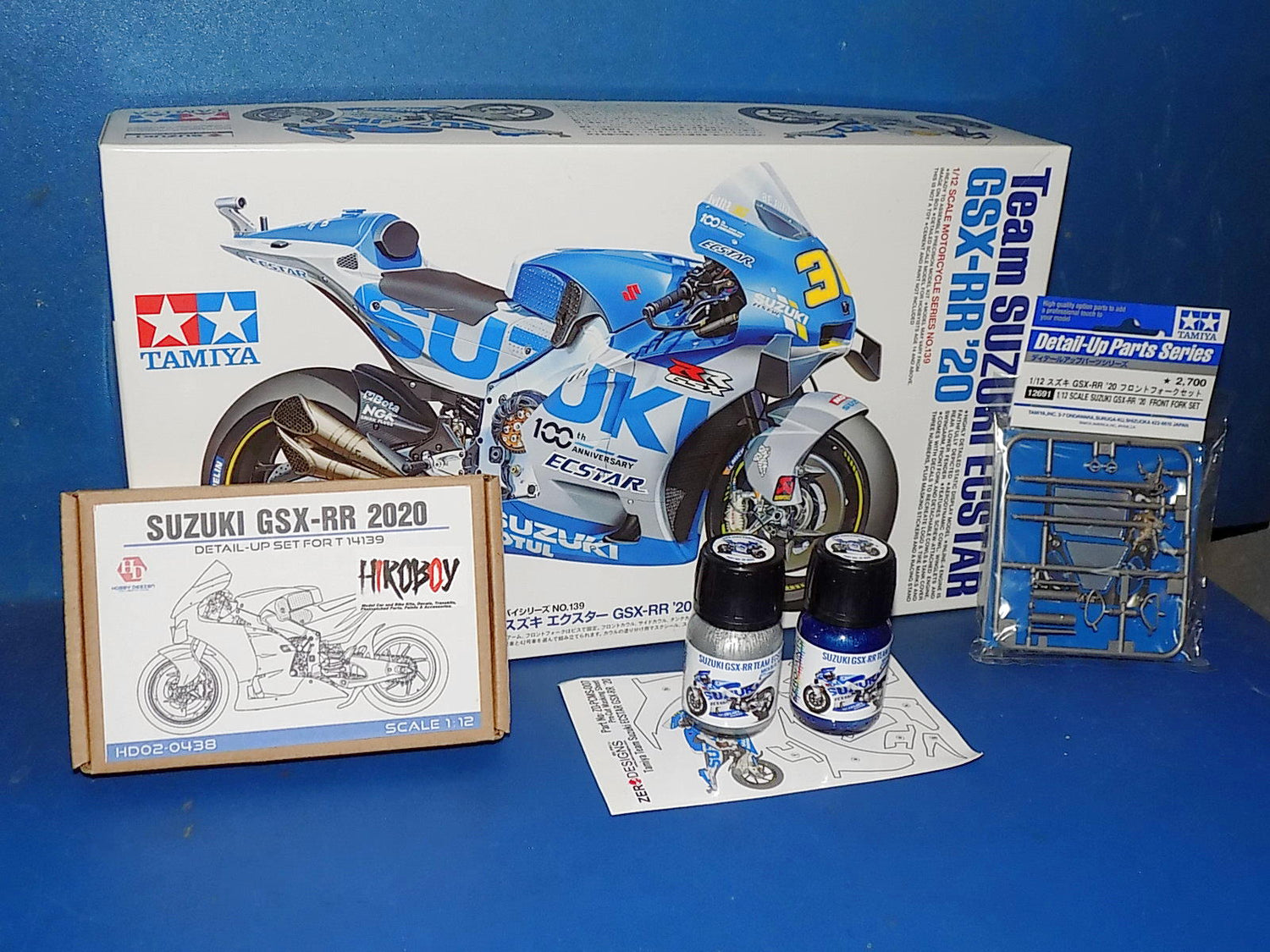 1/12 Tamiya - Suzuki Ecstar GSX-RR 20 w/Extras
