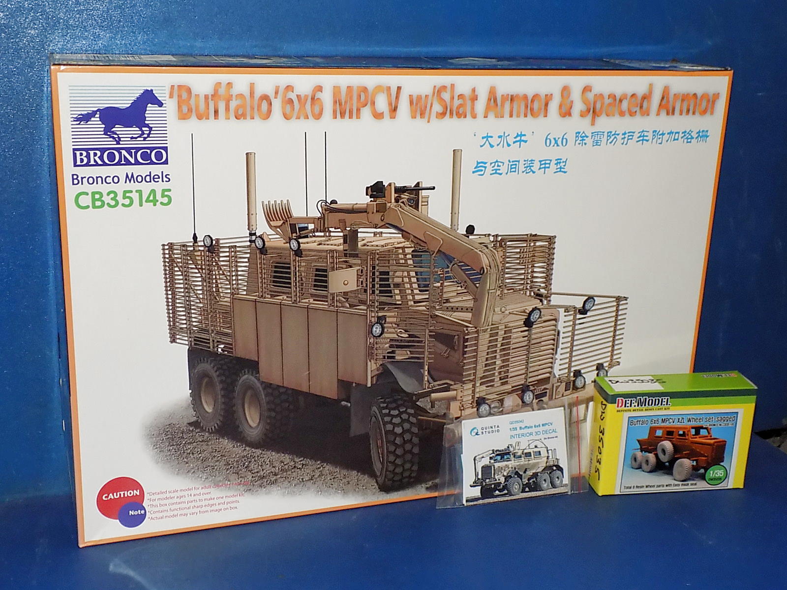1/35 Bronco - Buffalo 6x6 MPCV w/Slat Armour w/Extras