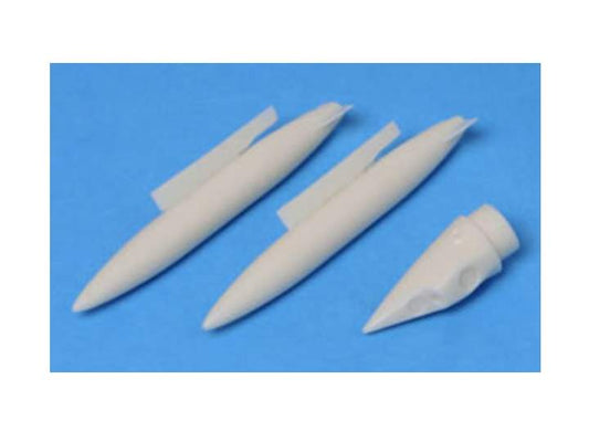 1/72 Maestro Models - S35E Draken recce nose & two fuel tanks w. pylon