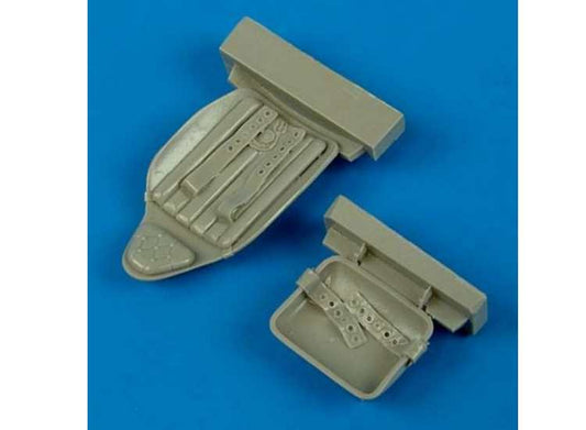 1/32 Quickboost - Mikoyan MiG-3 seat with safety belts (designed to be used with Trumpeter kits)