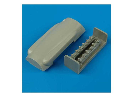 1/48 Quickboost - Supermarine Spitfire Mk.XIV cowling and exhaust (designed to be used with Academy kits)