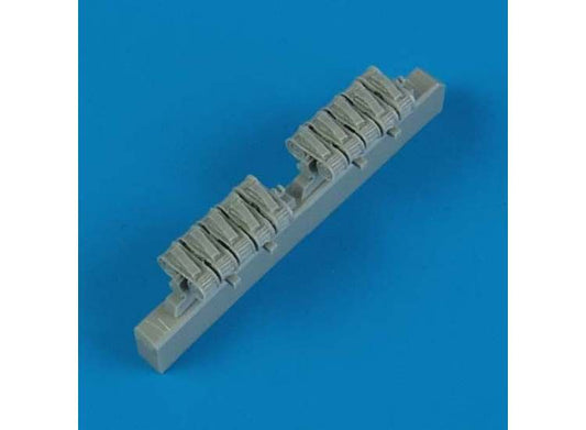 1/48 Quickboost - Ju-87 'Stuka' M.G. drum magazines (designed to be used with Hasegawa kits)