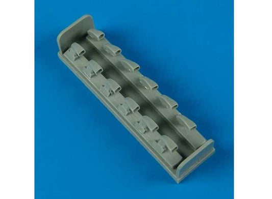 1/48 Quickboost - Messerschmitt Bf-109F exhaust (designed to be used with Zvezda kits)