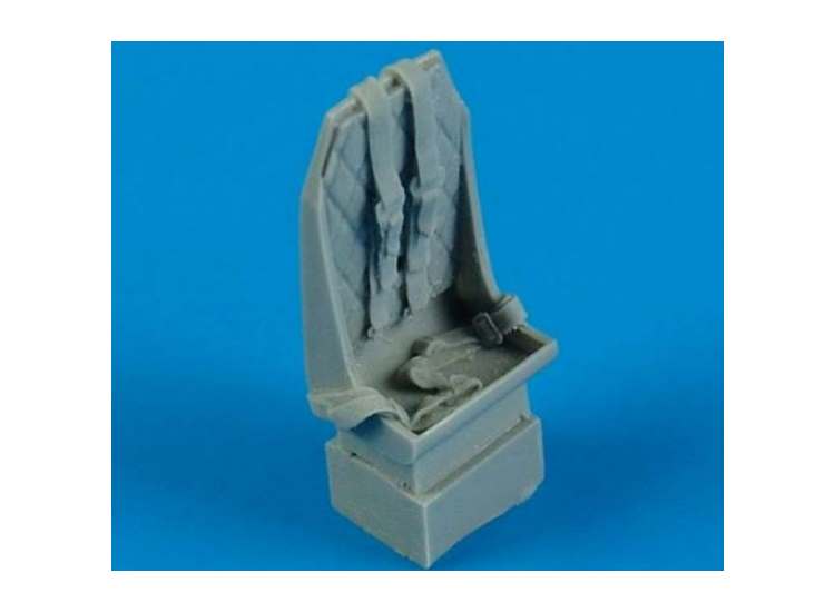 1/48 Quickboost - Hawker Typhoon Mk.IB seat with safety belts (designed to be used with Hasegawa kits)