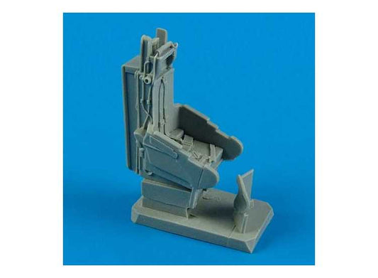 1/48 Quickboost - Convair F-102A Delta Dagger seat with safety belts (designed to be used with Encore Models, Monogram and Revell kits)