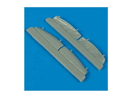 1/72 Quickboost - de Havilland Mosquito undercarriage doors (designed to be used with Tamiya kits)