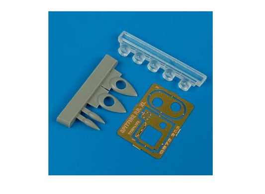 1/72 Quickboost - Supermarine Spitfire PR Mk.XI cameras (designed to be used with Hasegawa kits)
