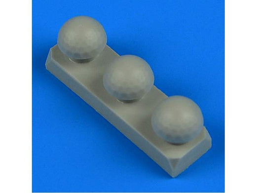 1/72 Quickboost - Sukhoi Su-24 Fencer MAK L-082 infrared threat warning sensors (designed to be used with Trumpeter kits)