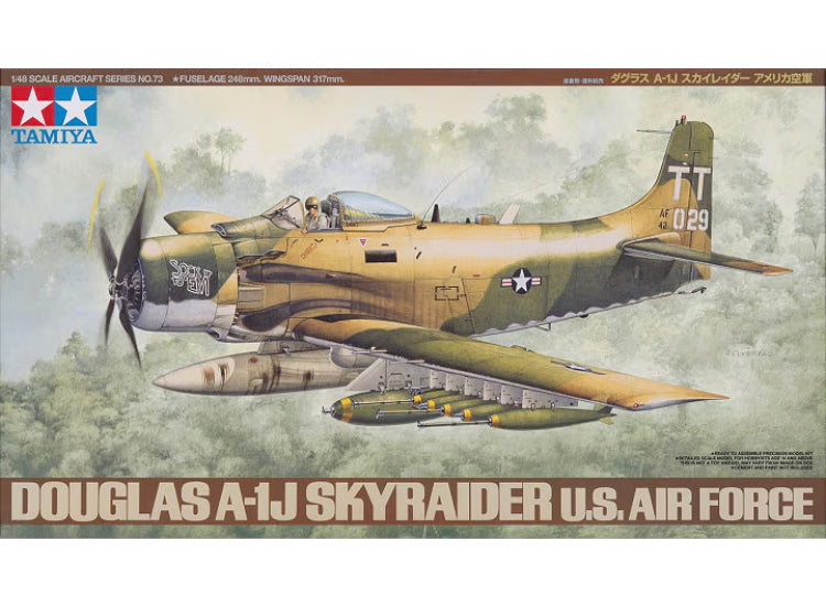 1/48 Tamiya - Douglas A-1J Skyraider US Air Force