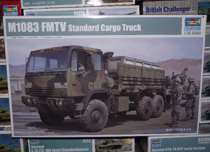 1/35 Trumpeter - M1083 FMTV Standard Cargo Truck