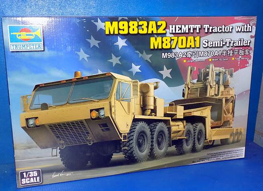 1/35 Trumpeter - M983A2 HEMTT Tractor with M870A1 Semi-trailer (Dozer not included)