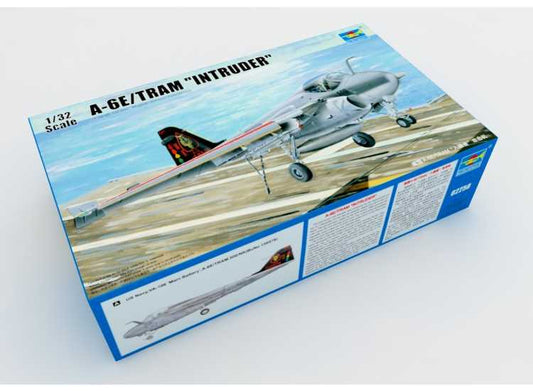 1/32 Trumpeter - A-6E / Tram Intruder