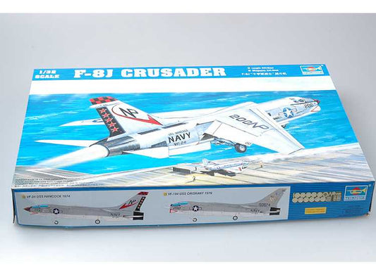 1/32 Trumpeter - F-8J Crusader