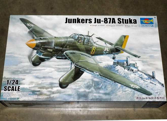 1/24 Trumpeter - Ju-87A Stuka